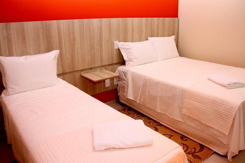 Glória Hotel Olímpia Esterno foto