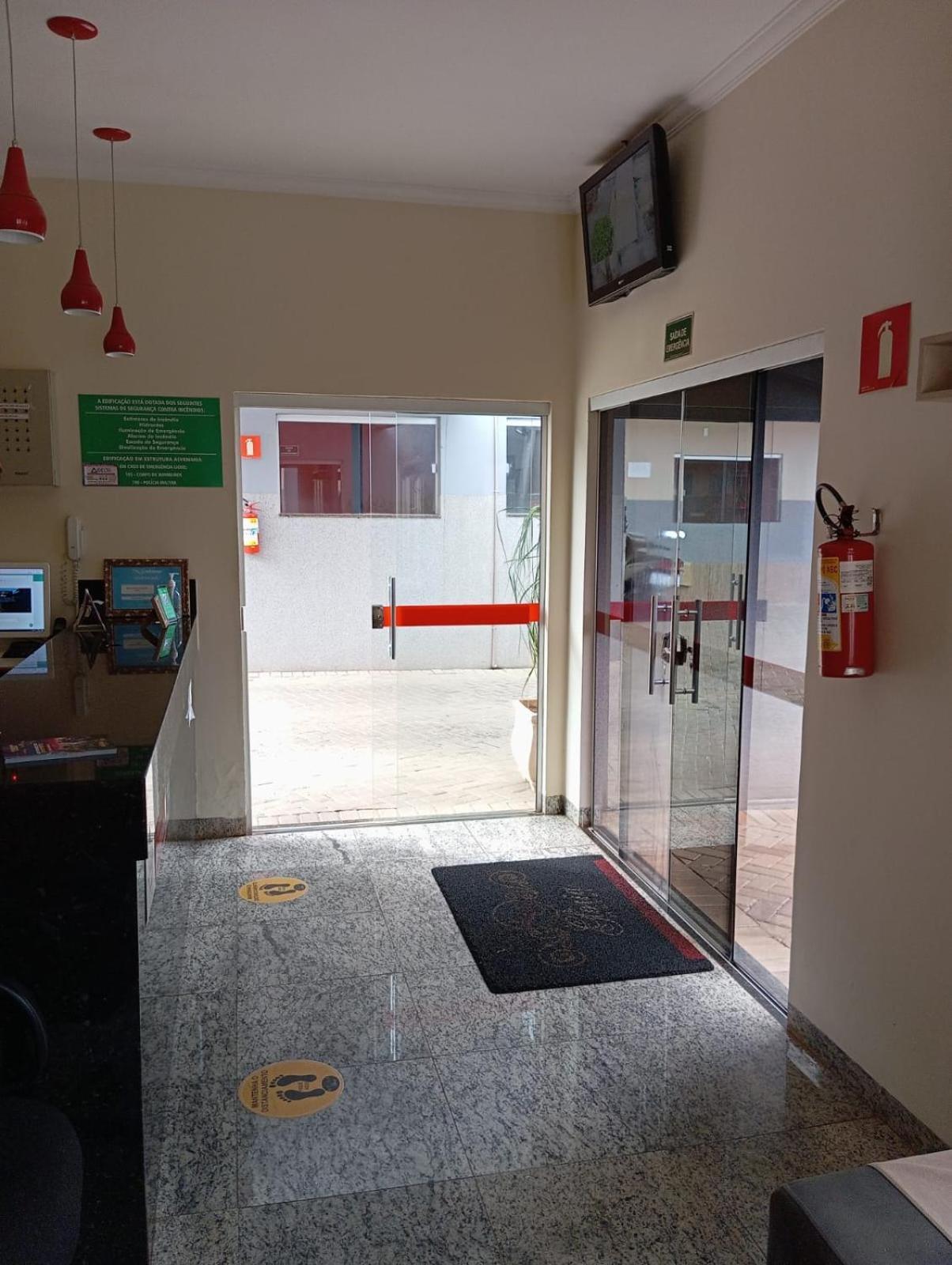 Glória Hotel Olímpia Esterno foto