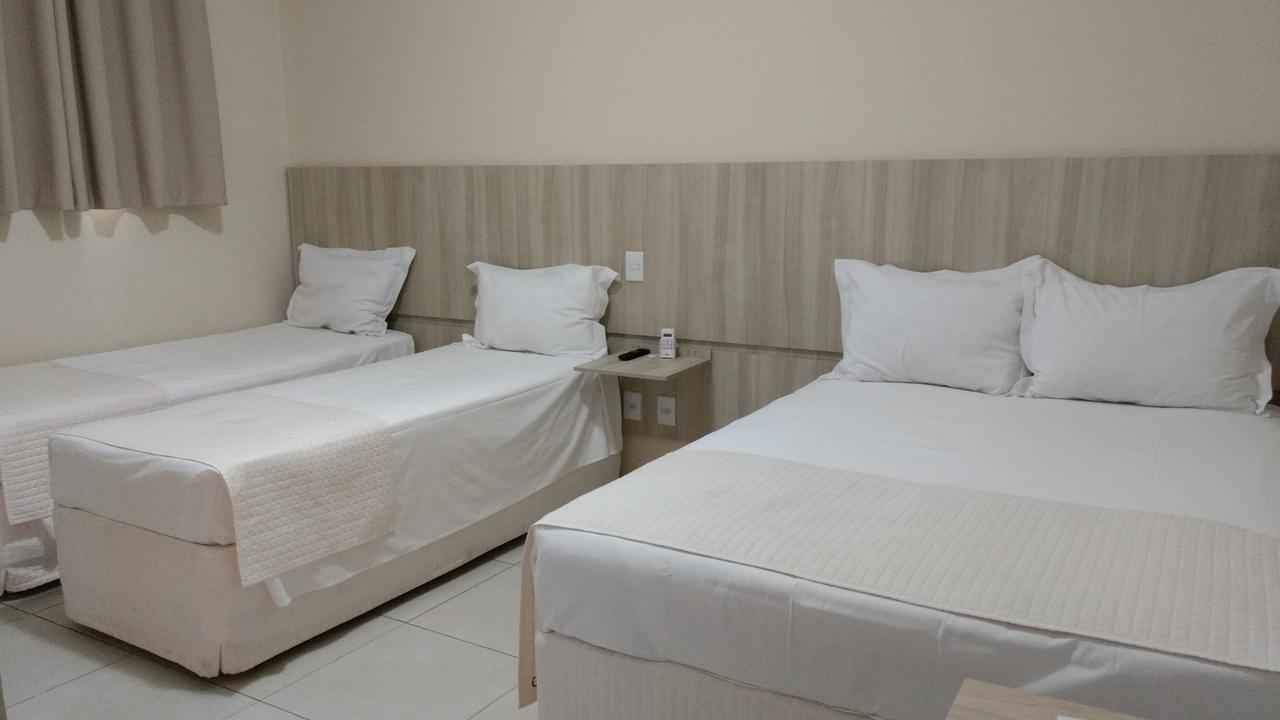 Glória Hotel Olímpia Esterno foto